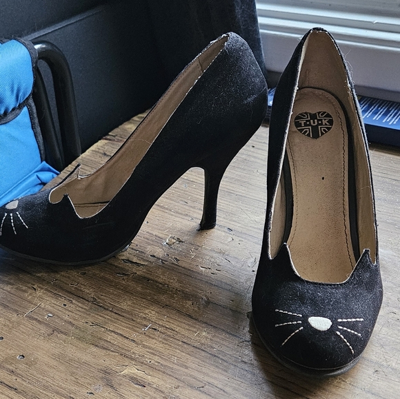 T.U.K Sophistakitty heels - Picture 3 of 4